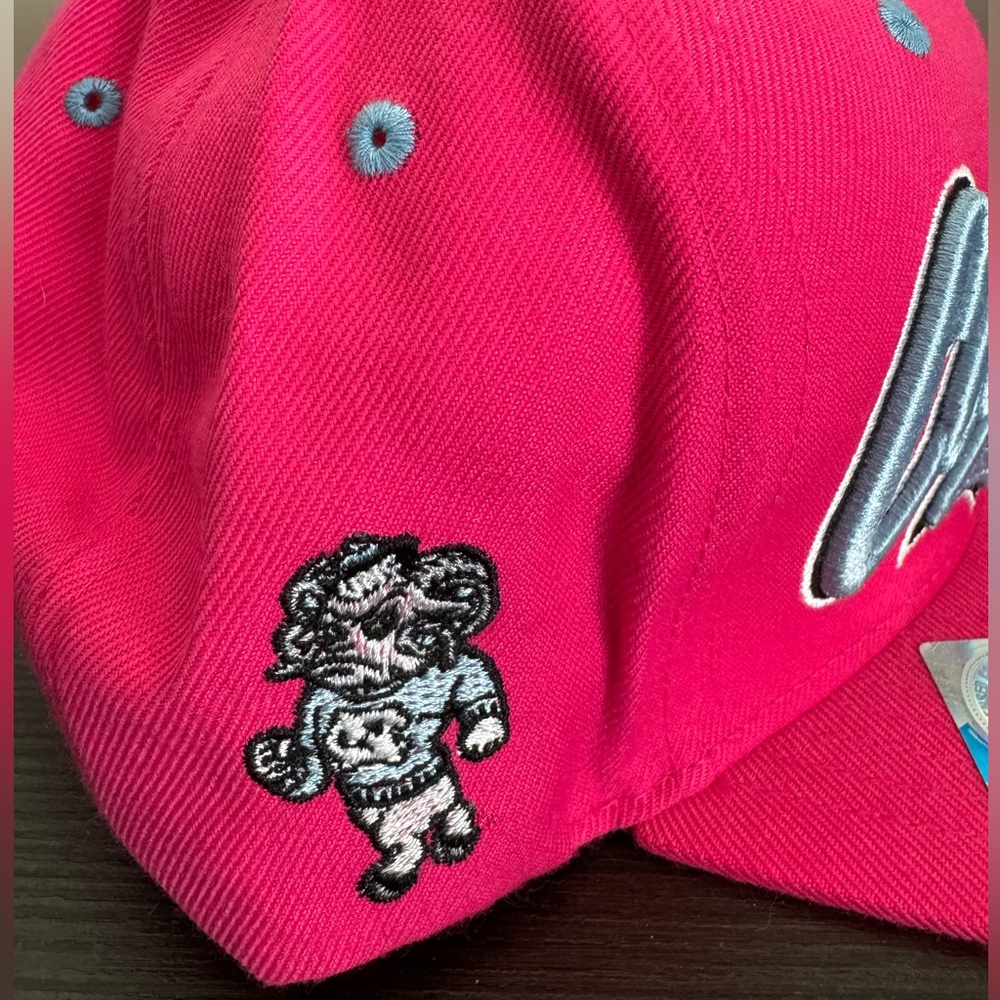 SnapBack hat - Picture 3 of 5